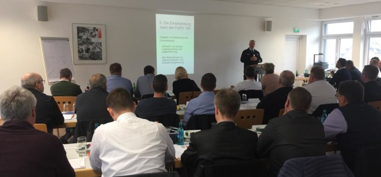 Seminar „Rechtliche Grundlagen und weitere Gesichtspunkte der Einsatzleitung“